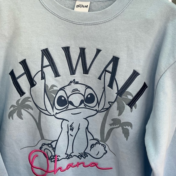 Disney Lilo And Stitch Light Blue Pullover Crewneck Sweater Size XL - Picture 10 of 11